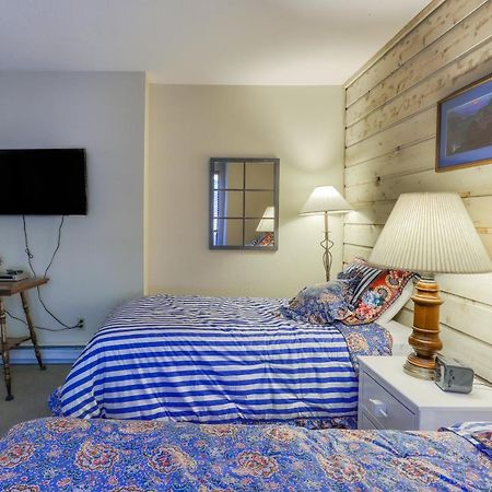 Huntington Lair Condominium Lakeshore Luaran gambar